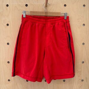 DISCONTINUED Old-Gen lululemon Pace Breaker Short 9" Size M